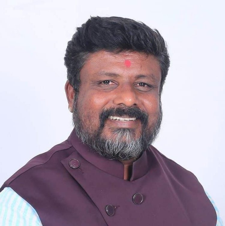 ಸಾಮಾಜಿಕ ಸೇವೆಗೆ ಸಂದ ಗೌರವ: ಸಂತೋಷ ವೇರ್ಣೆಕರ ಅವರಿಗೆ ನಾಡಪ್ರಭು ಕೆಂಪೇಗೌಡ ಪ್ರಶಸ್ತಿ